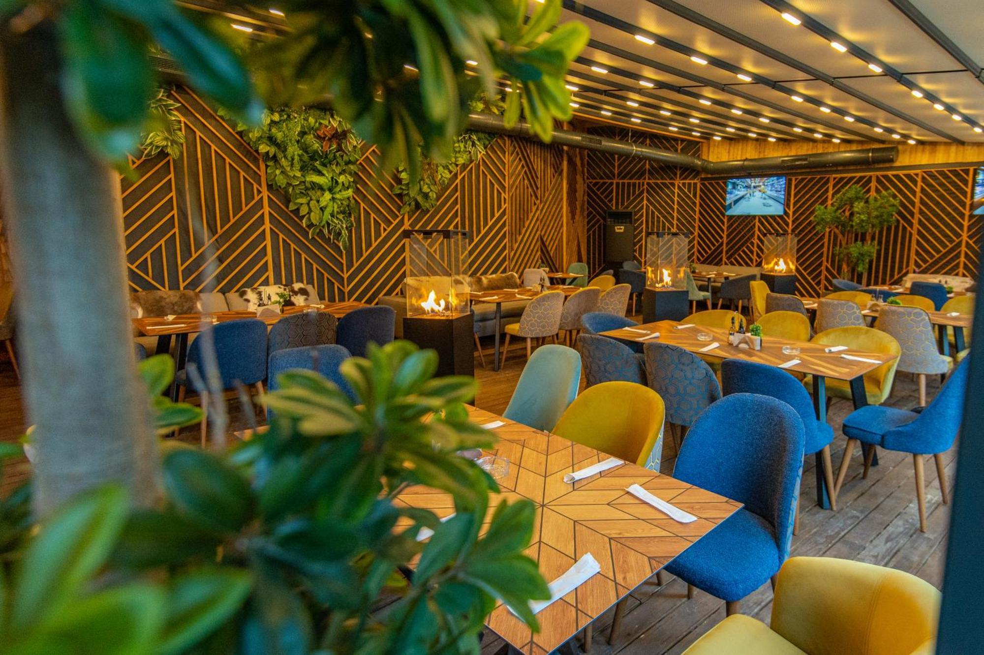 Hotel Orpheus - Casino And Spa Pamporowo Zewnętrze zdjęcie