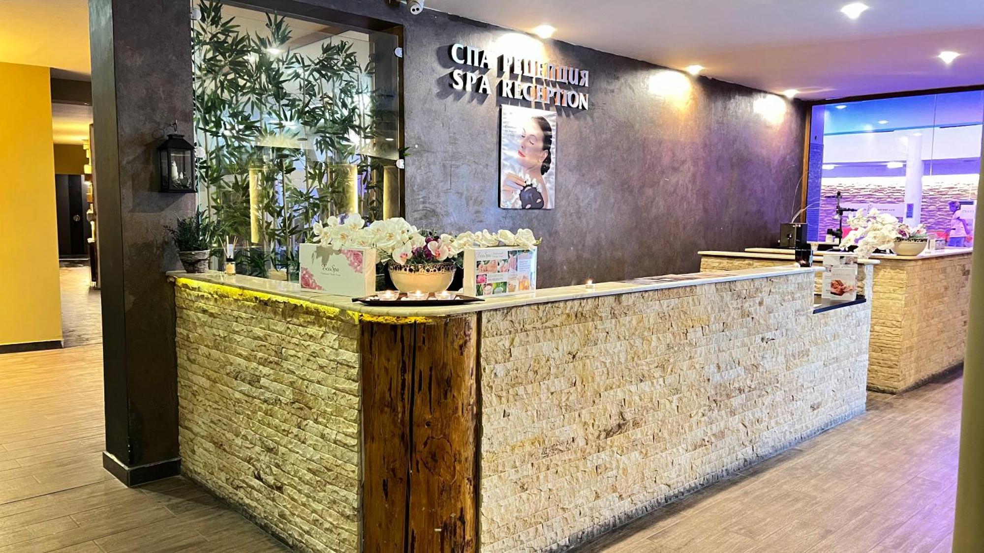 Hotel Orpheus - Casino And Spa Pamporowo Zewnętrze zdjęcie