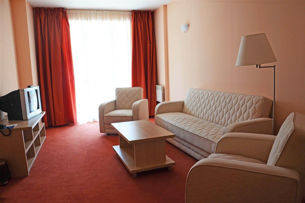 Hotel Orpheus - Casino And Spa Pamporowo Zewnętrze zdjęcie